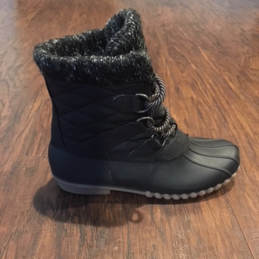 Baretraps Women's Fina Duck Boot